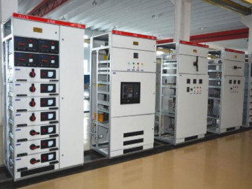 GCS 低压抽出式开关柜